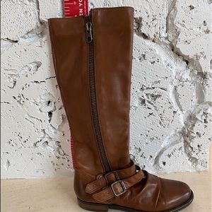 Size 8 Brown Leather Boots